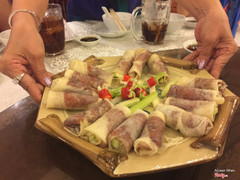 da vịt cuốn bò bía