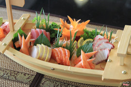 Sashimi tổng hợp