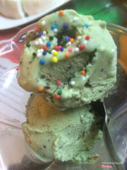 Kem Ý bạc hà socola