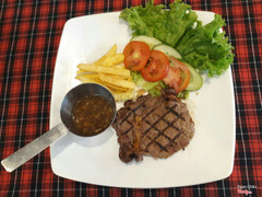 Phần Steak km giá 1$