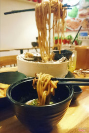 Mỳ bay bò sốt vang