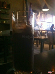 Cafe sữa đá. Với mình thì thấy ko hợp lắm. 