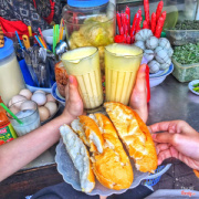 bánh mì kem trứng