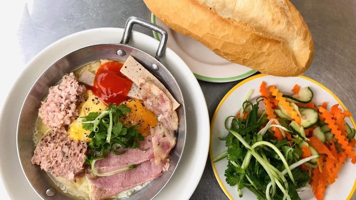 Dung - Bánh Mì - Ngô Gia Tự