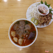 bún bò viên