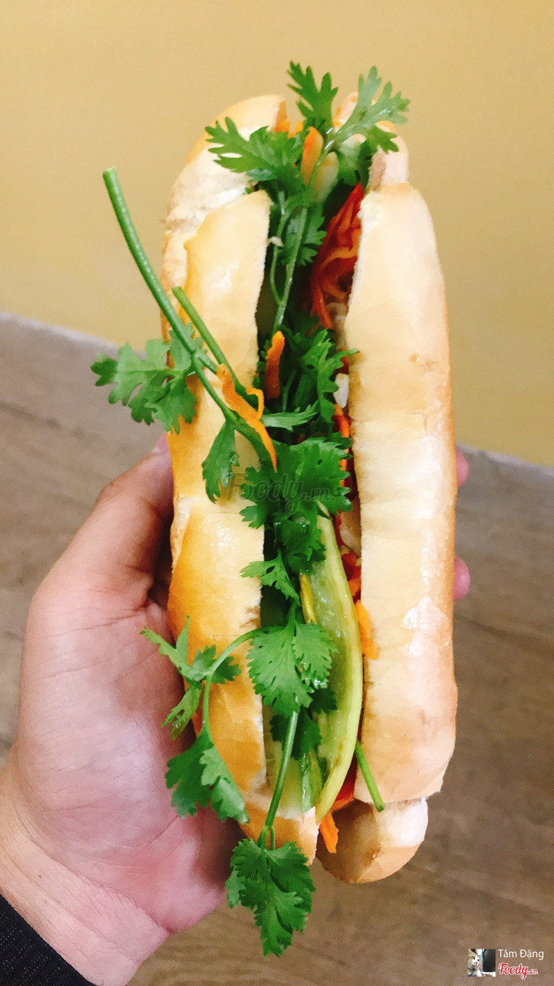 BÁNH MÌ ĐẬU HŨ