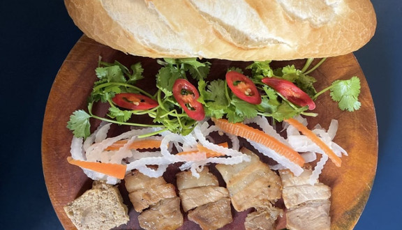 Tiệm Bánh Mì & Cafe Thiên Tân - Nam Kỳ Khởi Nghĩa