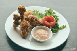 Cánh gà đấm bốc 