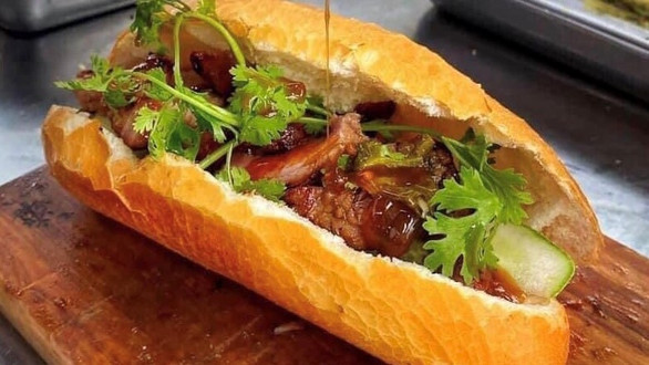 SBAMI - Xôi, Bánh Mì & Bánh Bao - Trịnh Khả