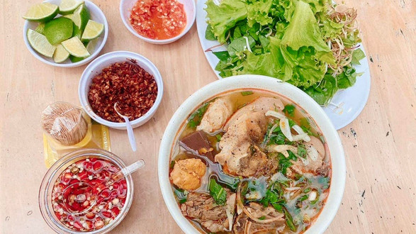 Ngọc Ánh - Bún Bò & Cơm Bình Dân - 201 Bùi Thị Xuân