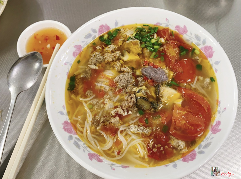 Bún ốc riêu cua