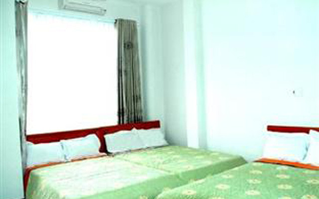 Bảo Sơn 2 Hotel
