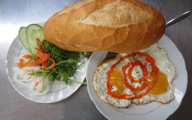 Bánh Mì Ốp La - Điện Biên Phủ