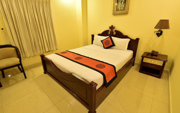 Hoa Long Hotel