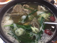 Canh sườn bò