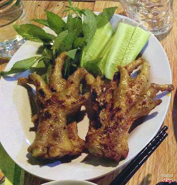 Chân gà nướng