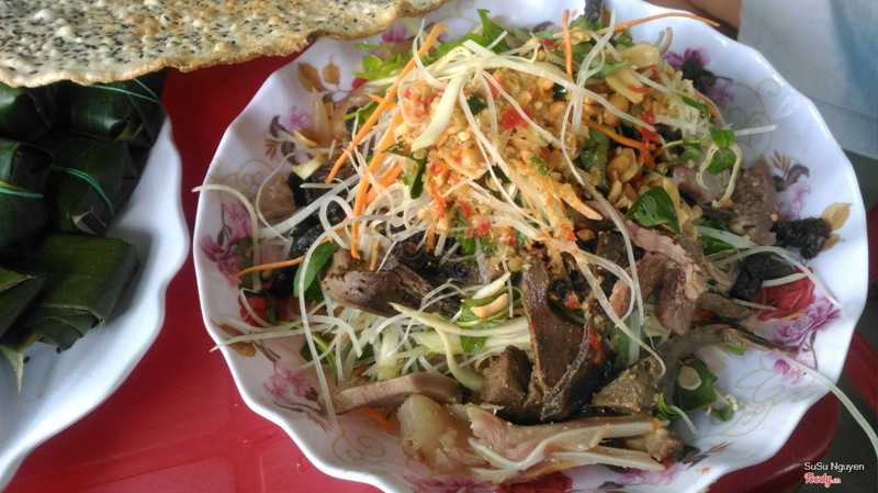 gỏi bò