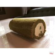 matcha roll cake