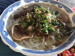 Bánh canh giò heo