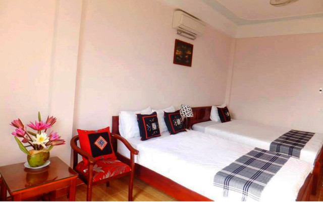 Anna Tham Hotel View