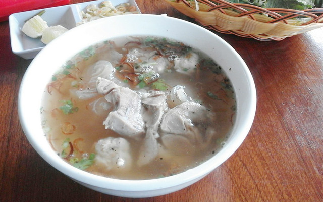 Hủ Tiếu, Bánh Canh & Bún Riêu