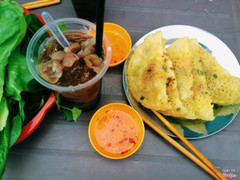 Bánh xèo+nước sâm nhãn nhục