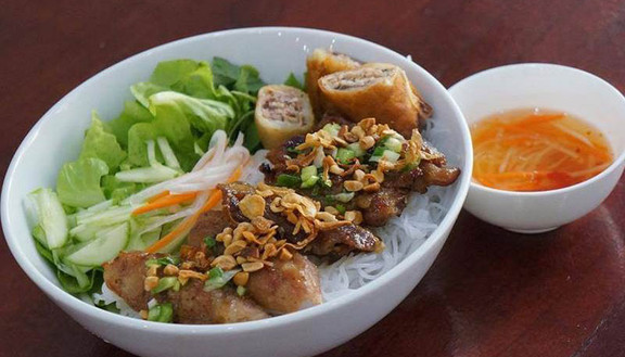 Bún Thịt Nướng & Bún Chả Giò - Hòa Hảo