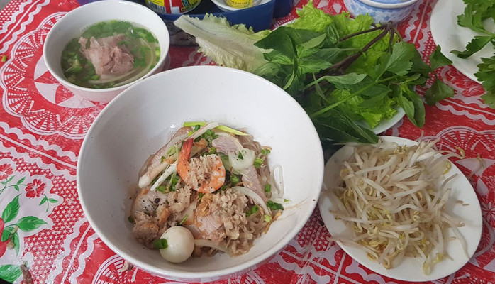 Hủ Tiếu Nam Vang Cô Phượng