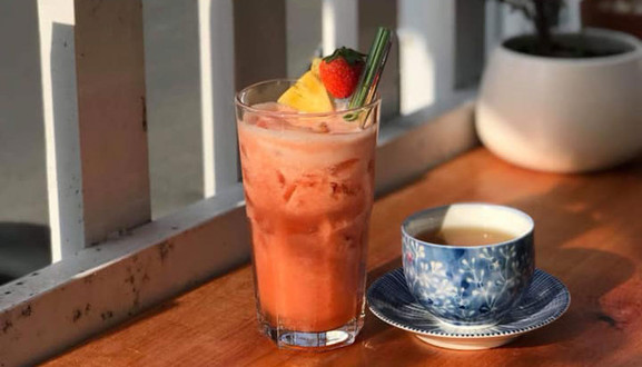 Rosemary Coffee & Flowers