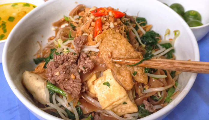Bà Ngân - Miến, Bánh Đa Cua Trộn & Nước - 205 Đặng Tiến Đông