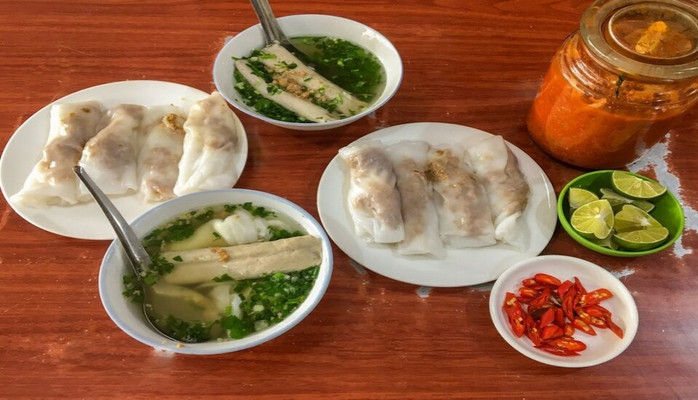 Bà Hương - Bánh Cuốn Cao Bằng - Giang Biên