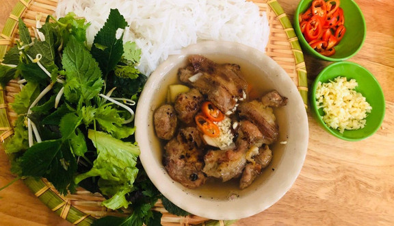 Hoa - Bún Chả, Bún Bò Trộn & Bánh Mỳ Sốt Vang - 41 Trần Duy Hưng