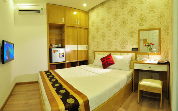 Minh Vy Hotel - Lê Thị Hồng Gấm