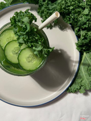 Kale Tonic- Nước &#233;p cải xoăn, dưa leo, chanh, t&#225;o xanh.