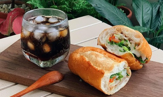 Bánh Mì Cô Trang - Tô Hiệu