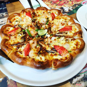 pizza hải sản phomai