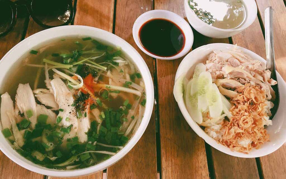 Phở Gà Lãn Ông - Huỳnh Thúc Kháng