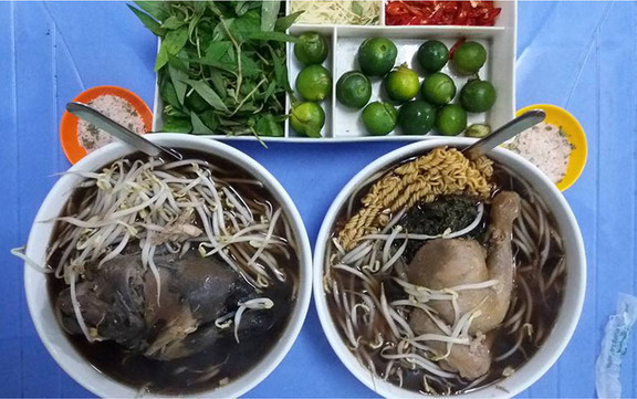 Tuyết Mai - Gà Hầm & Cháo Phở Các Loại