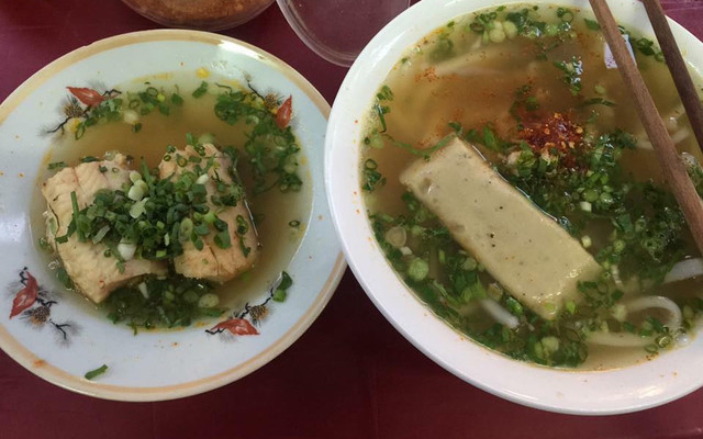 Thiên Hương - Đặc Sản Huế - Bánh Canh Cá Lóc & Bánh Bột Lọc