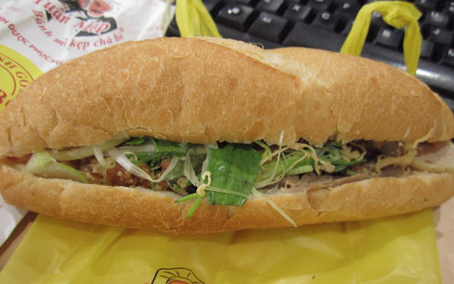 Bánh Mì Tuấn Mập - Chu Mạnh Trinh