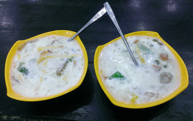 Chè Cung Đình Huế - Bạch Mai