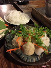 Thức ăn nhúng lẩu