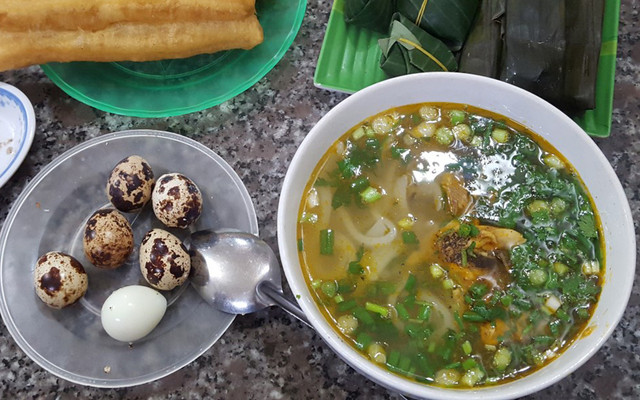 Bánh Canh Cá Lóc Na