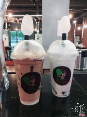 Mỗi ngày ko ún là ko chịu được mk đi làm gọi ship là thấy 10p sau có ngay.... ngon dễ sợ riếc r cái nhà hàng mk làm ai cũng nghiện....ship mỗi ngày ít nhất 3 ly...ahihi