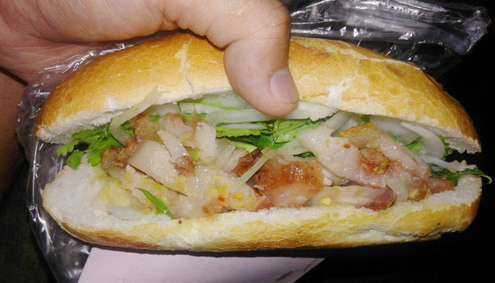 Bánh Mì & Xôi Gà