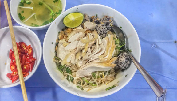 Phở Gà Đặc Biệt - Văn Miếu