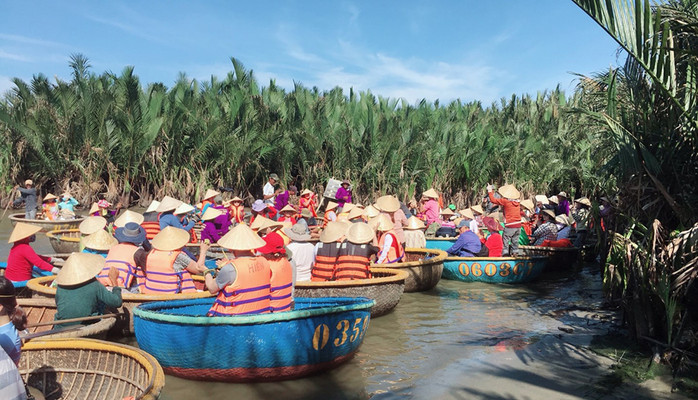 Coconut Boat DL Tour