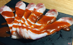 Ba chỉ heo sốt cay