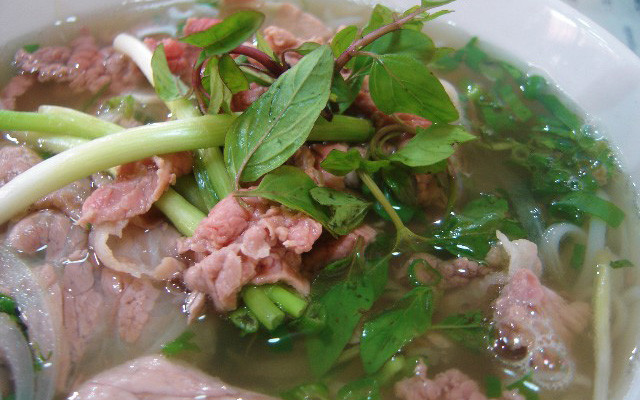 Phở Tứ Hải - Phan Đình Phùng