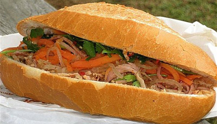 Bánh Mì Thịt - Nguyễn Văn Cừ Nối Dài